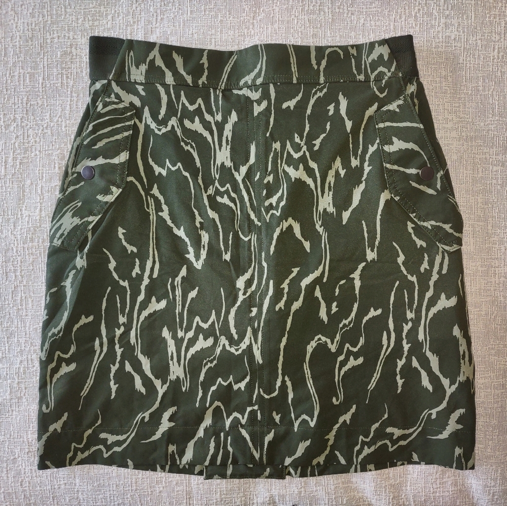 Athleta Green Skort